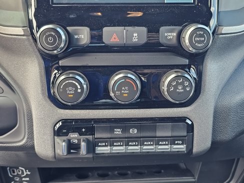 New 2026 RAM 3500 Tradesman w/ Chrome Appearance Group image 28