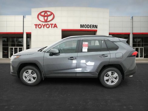 New 2025 Toyota RAV4 XLE image 4