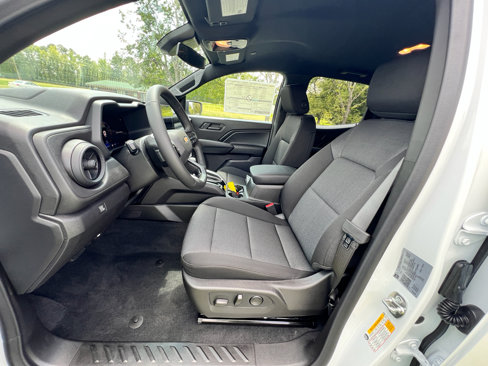 New 2026 Chevrolet Colorado W/T image 15