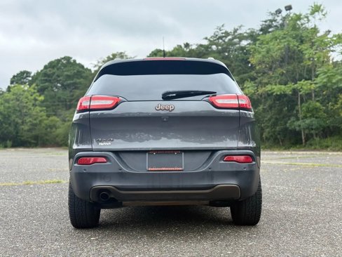 Used 2016 Jeep Cherokee 75th Anniversary image 4