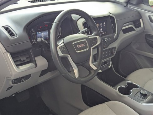 Used 2024 GMC Terrain SLE image 15