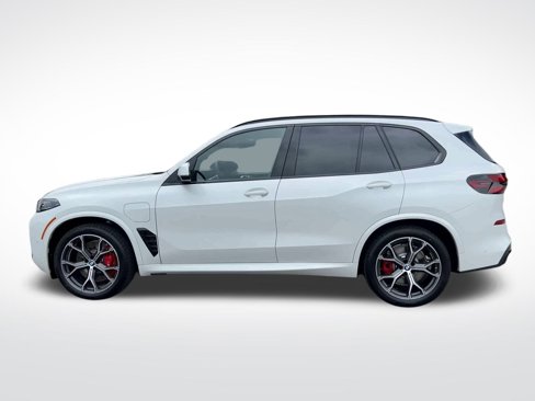 New 2026 BMW X5 xDrive50e w/ M Sport Package image 5