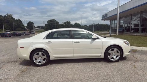 Used 2010 Chevrolet Malibu LT w/ HFV6 Engine Package image 6