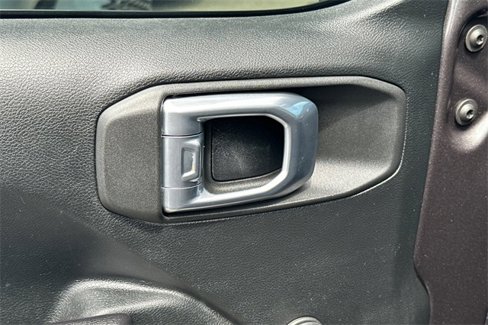 Used 2021 Jeep Wrangler Unlimited Sport image 13