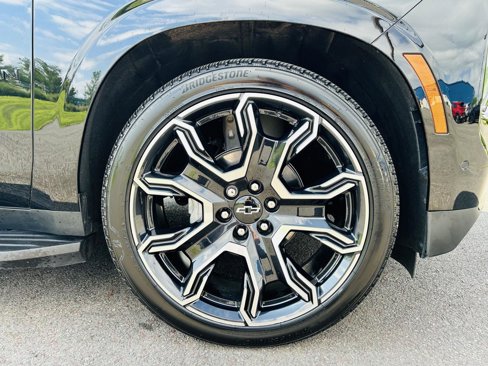 Used 2025 Chevrolet Suburban RST image 50