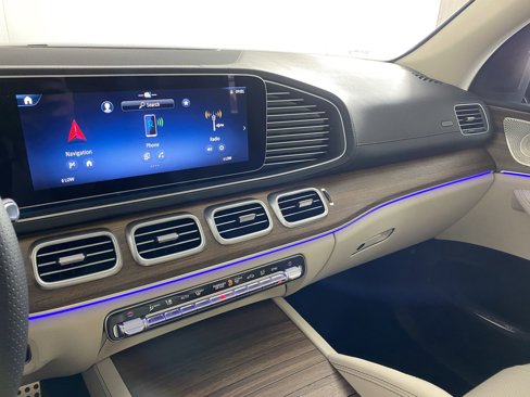 New 2025 Mercedes-Benz GLS 450 4MATIC image 24
