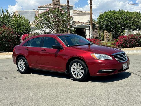 Used 2012 Chrysler 200 Touring image 3