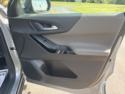 New 2025 Chevrolet Equinox LT w/ Convenience Package II image 14