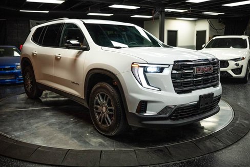 Used 2025 GMC Acadia Elevation image 5