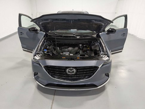 Certified 2023 MAZDA CX-9 Carbon Edition image 12