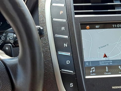 Used 2017 Lincoln MKC Reserve w/ Lincoln MKC Climate Package image 19