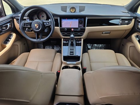 New 2025 Porsche Macan image 29