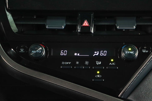 Used 2024 Toyota Camry SE image 20