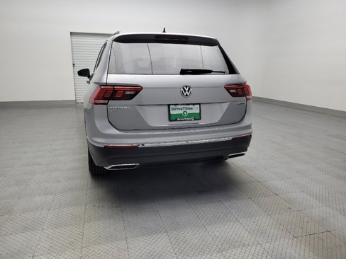 Used 2021 Volkswagen Tiguan SEL image 6