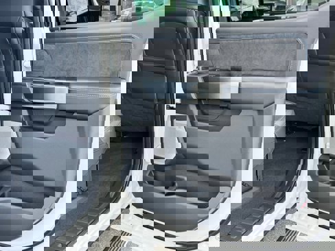 New 2025 Ford F250 Platinum image 31