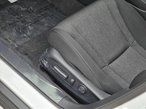 New 2025 Honda Accord SE image 4