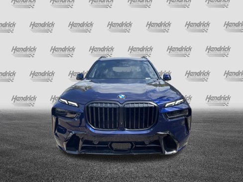 New 2026 BMW X7 xDrive40i image 3