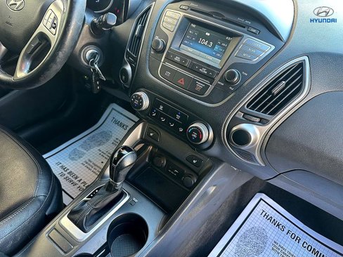 Used 2015 Hyundai Tucson SE image 15
