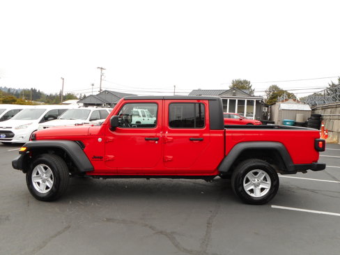 Used 2020 Jeep Gladiator Sport w/ Quick Order Package 24S image 2
