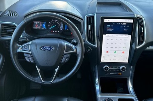 Certified 2022 Ford Edge Titanium image 12