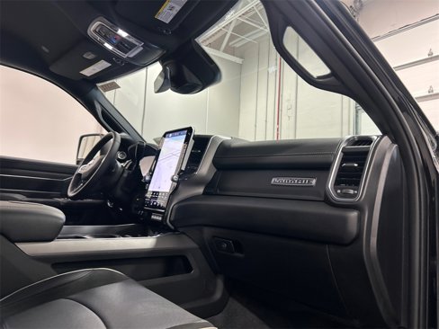 New 2025 RAM 2500 Laramie image 40