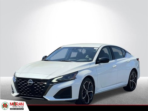 Used 2023 Nissan Altima 2.5 SR image 1