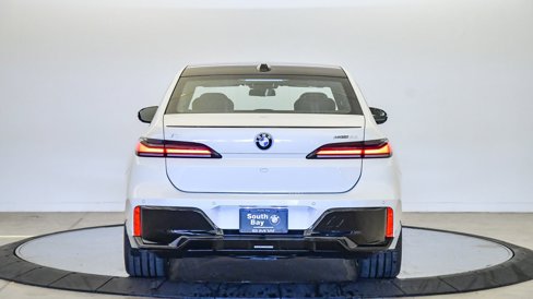 New 2026 BMW i7 eDrive50 image 3