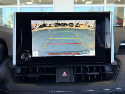 Certified 2025 Toyota RAV4 LE image 28