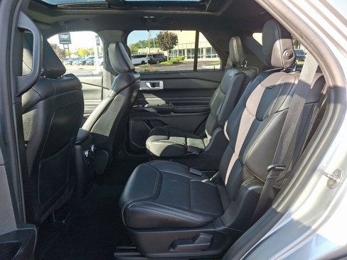 Used 2020 Ford Explorer ST w/ ST Street Pack image 10