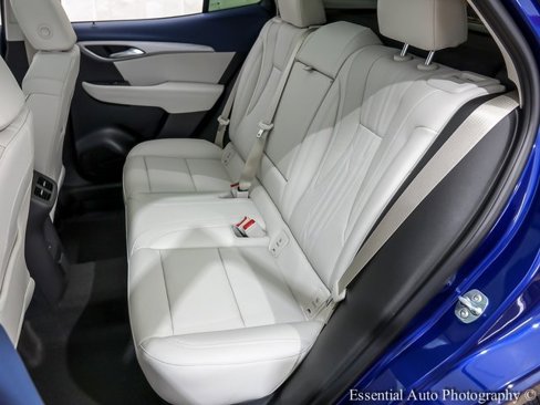 New 2025 Buick Envision Avenir image 9