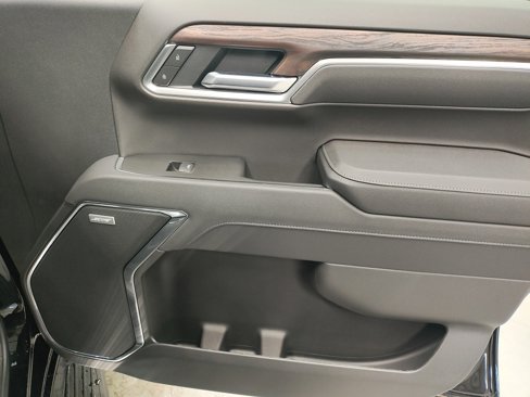 New 2026 GMC Sierra 1500 SLT w/ SLT Premium Plus Package image 9