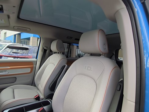 New 2025 Volkswagen ID. Buzz 1st Edition image 23