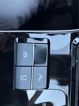 New 2025 Subaru Solterra Premium image 17