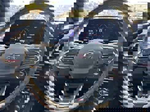 New 2026 Chevrolet Traverse Z71 w/ Enhanced Driving Package image 7