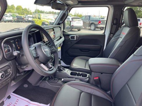 New 2025 Jeep Wrangler Unlimited Rubicon image 2
