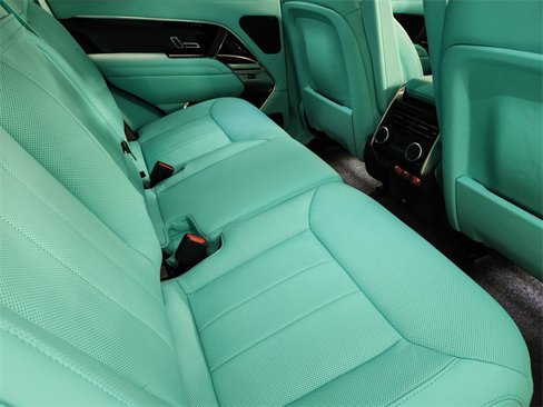 New 2025 Land Rover Range Rover SE image 30