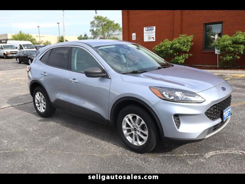 Used 2022 Ford Escape SE w/ Cold Weather Package image 1