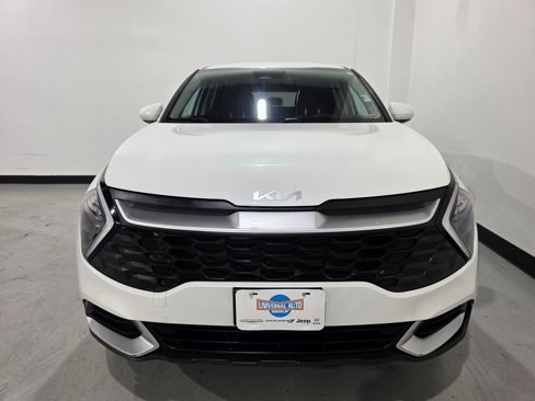 Used 2023 Kia Sportage LX image 10
