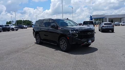 Used 2023 Chevrolet Tahoe Z71 w/ Luxury Package image 2