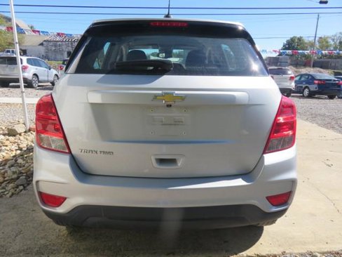 Used 2019 Chevrolet Trax LS image 7