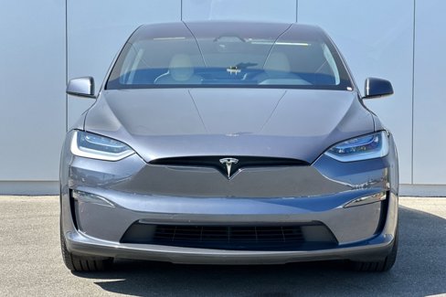 Used 2022 Tesla Model X image 8