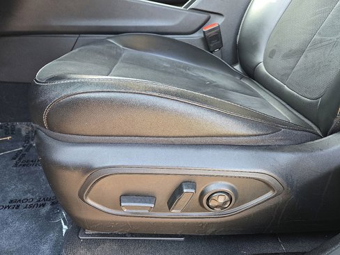 Used 2024 Jeep Grand Cherokee L Laredo image 23