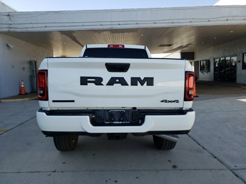 New 2025 RAM 2500 Big Horn image 4