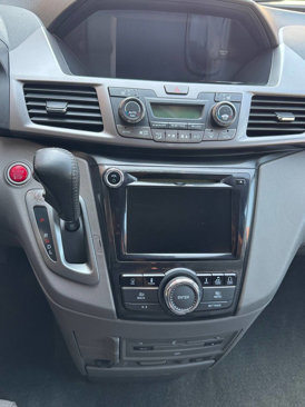 Used 2015 Honda Odyssey Touring Elite image 14