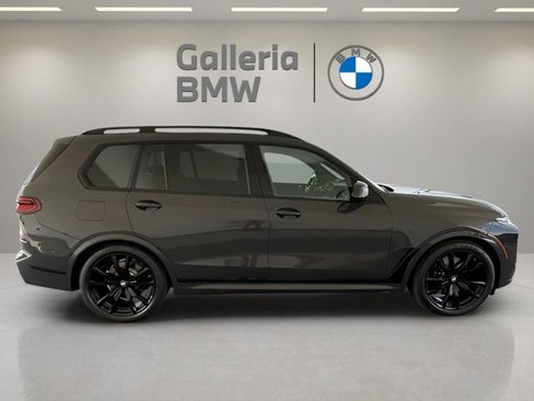 Used 2026 BMW X7 xDrive40i w/ M Sport Package image 9