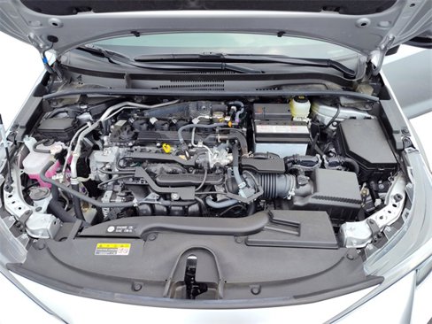 Used 2025 Toyota Corolla XSE image 18