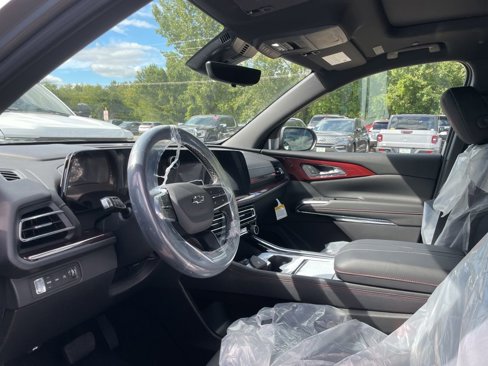 New 2026 Chevrolet Traverse Z71 w/ Driver Confidence Package image 6