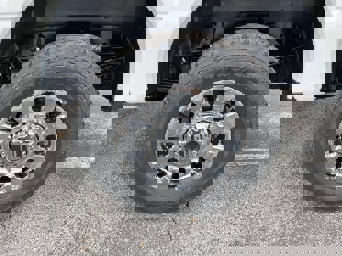 New 2026 Ford F250 4x4 Crew Cab Super Duty image 4