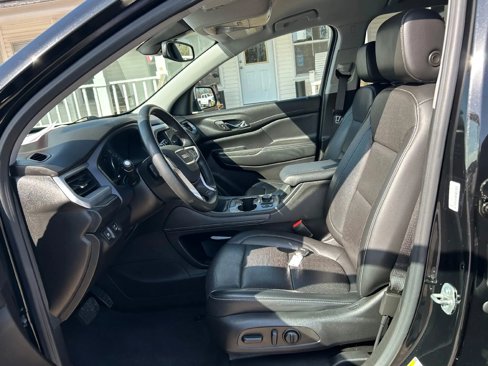 Used 2023 GMC Acadia SLT image 15