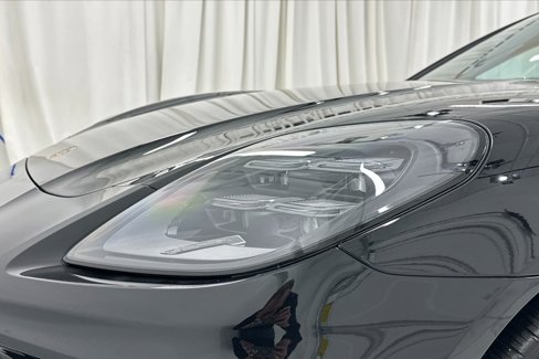 New 2025 Porsche Panamera 4 image 13